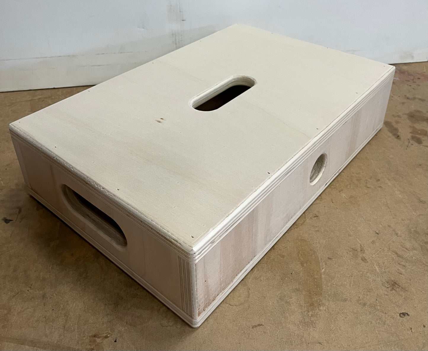 WLG - Apple Box - Half