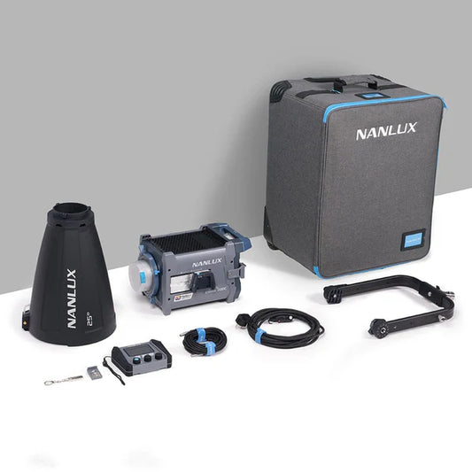 NANLUX Evoke 600C LED Full-color Spot Light with trolley case