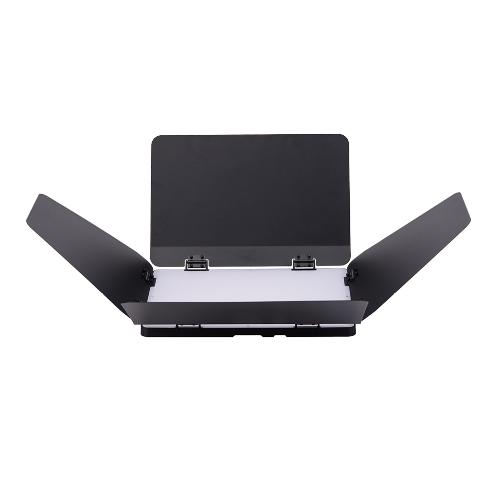 amaran Pano 120c Barndoor