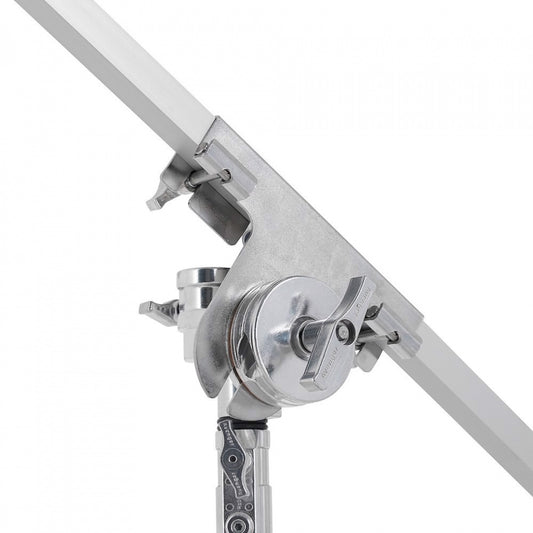 Avenger Cadre pliable compact avec oreilles 366x366cm/144x144in