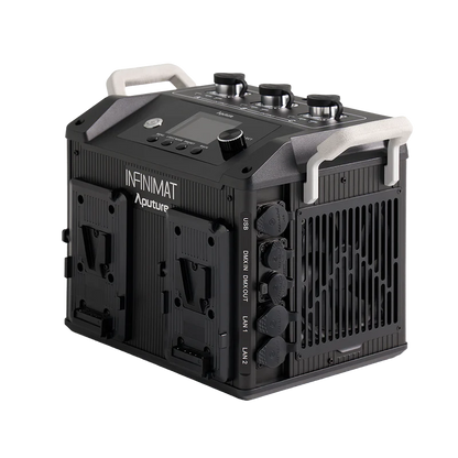 Aputure INFINIMAT 1x4 with Clear Softbox