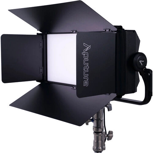 Aputure Nova P600c Barndoors