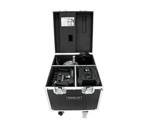 Projecteur NANLUX Evoke 1200B avec mallette de transport