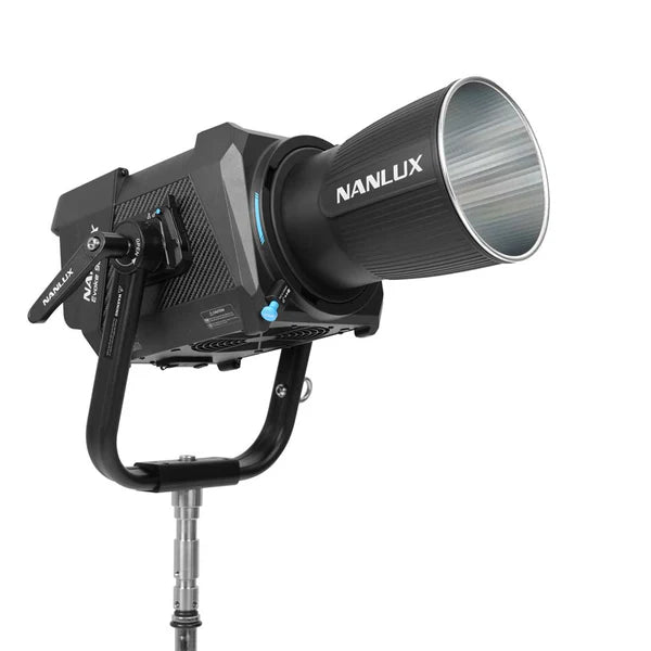 NANLUX Evoke 900C Spot Light with Trolley Case