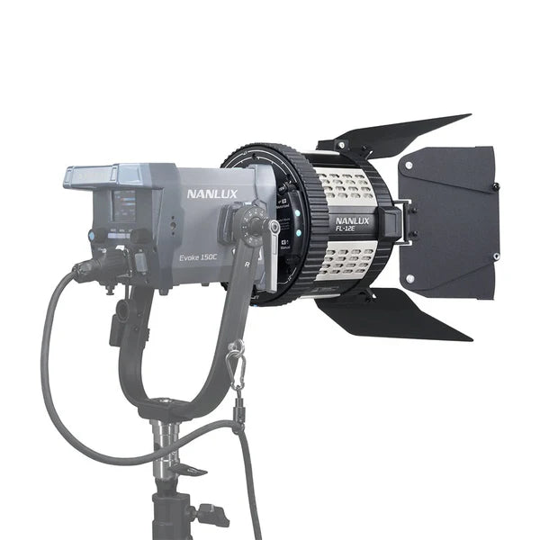 Lentille Fresnel motorisée NANLUX FL-12E 15°-35°