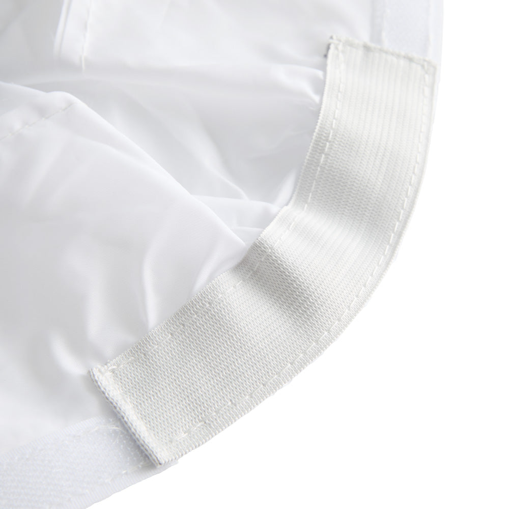 Aputure INFINIMAT 4x4 avec boîte à lumière transparente